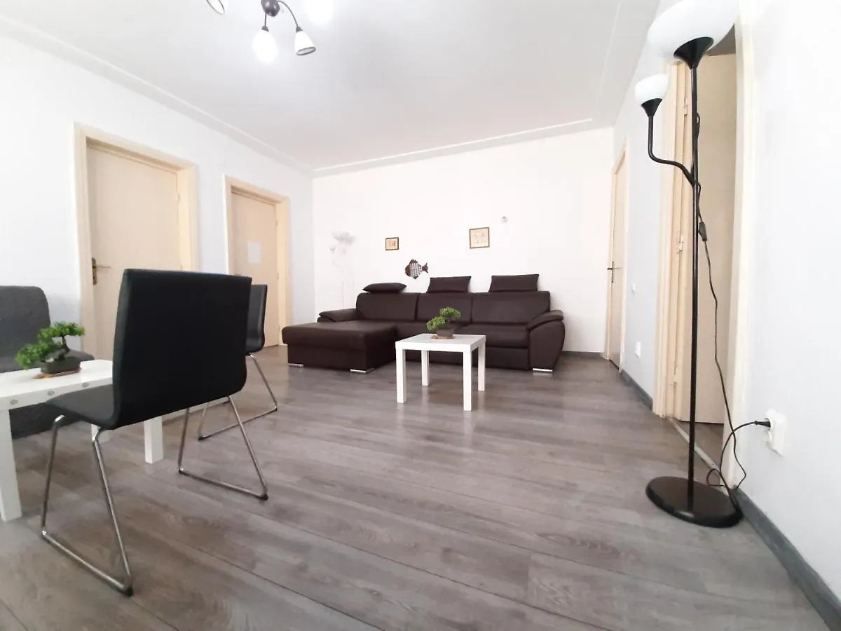 Four Rooms Apartment Central contacts